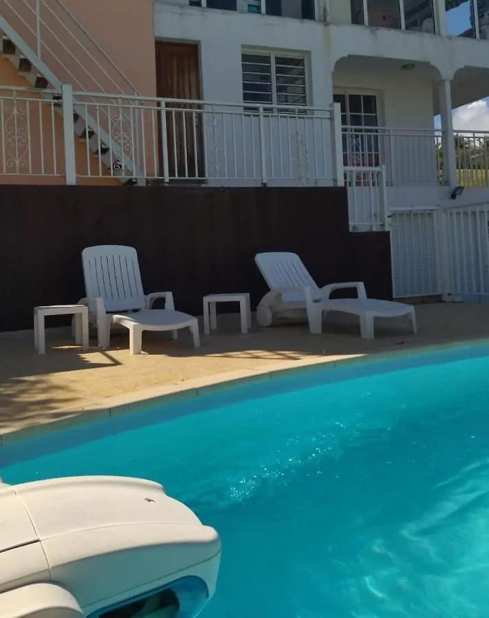 Villa Kazaluce - Appartement 2 Chambres Le Moule 0*,